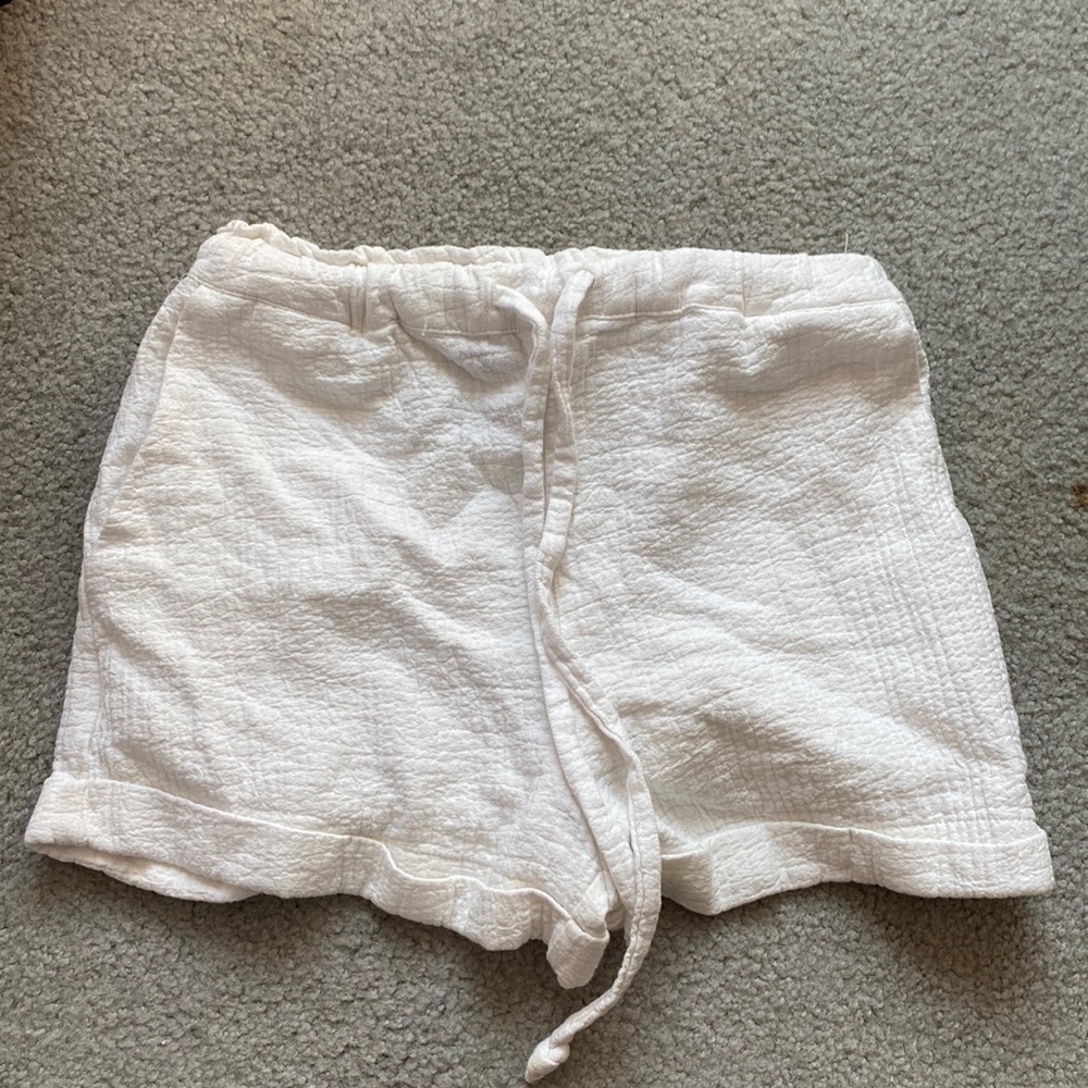 Linen white shorts